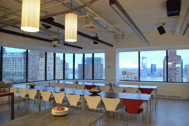 뉴욕 타임즈에 실린 조엘(Joel)의 Fog Creek 사무실